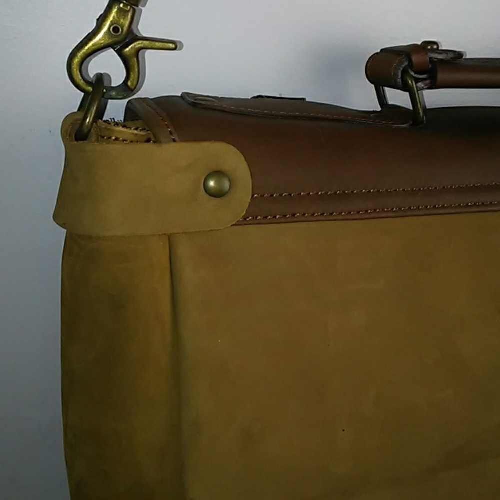 Brown leather briefcase messenger bag - Picture 4 of 8